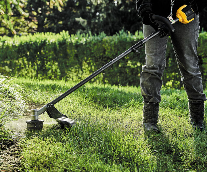 DCMASST1N-XE-Line-Trimmer-Attachment